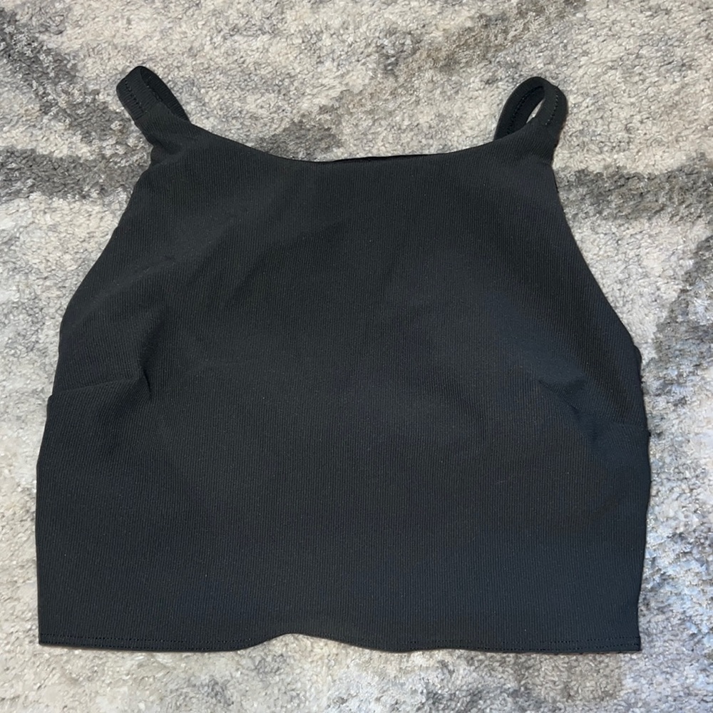 Lululemon bra size 6